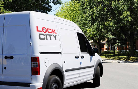 Lock_City_Great_Neck_company_van